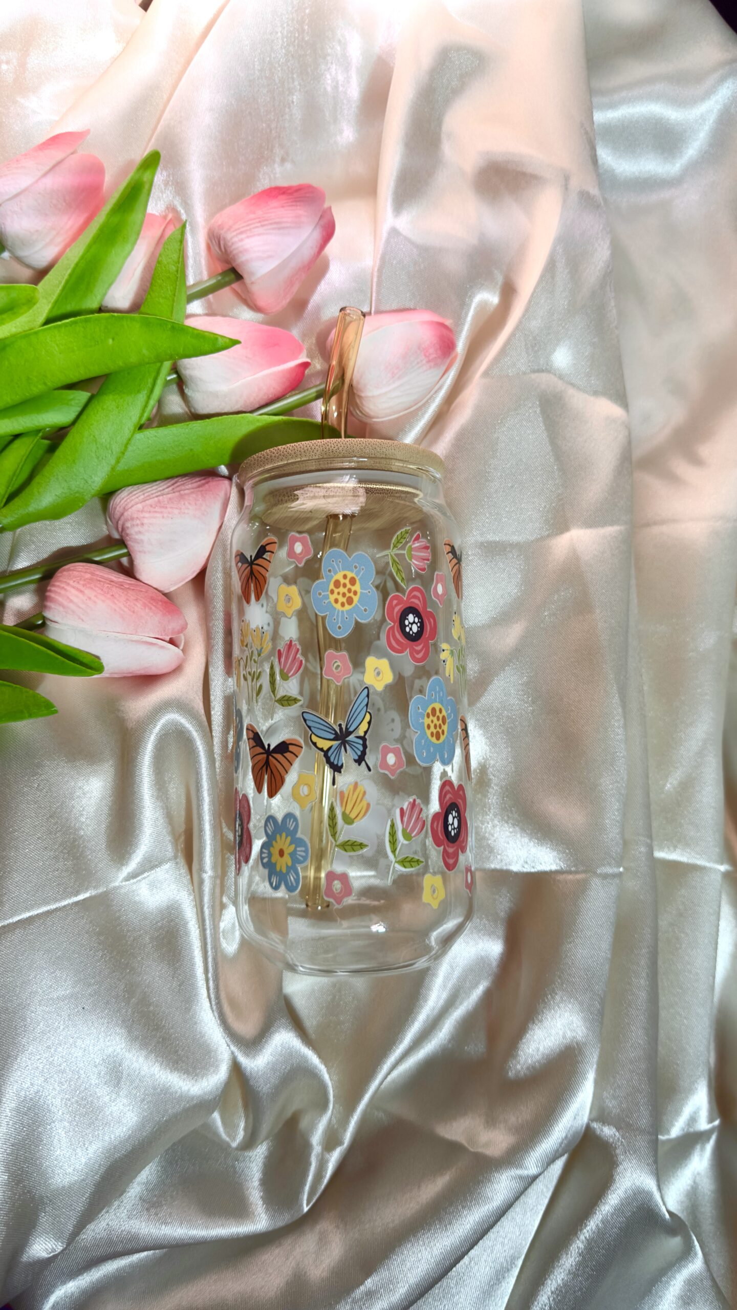Retro Garden Floral Glass Tumbler